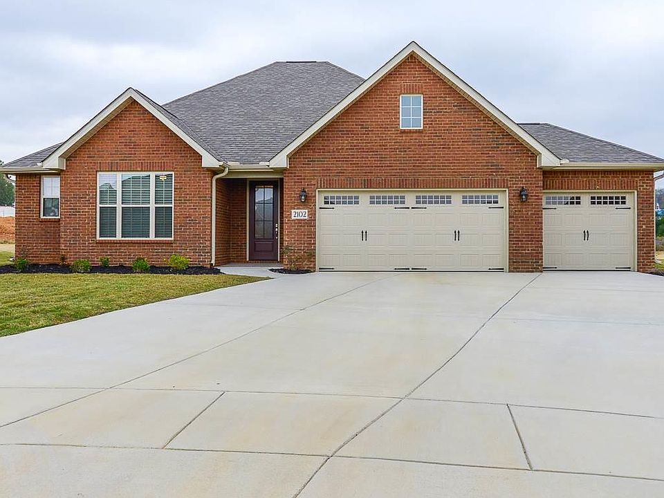 1st image of 2102 S Meadows Dr