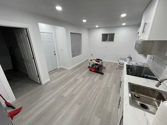 NOTE: These photos were taken around 95% Completion. Home is complete, updated pictures in progress