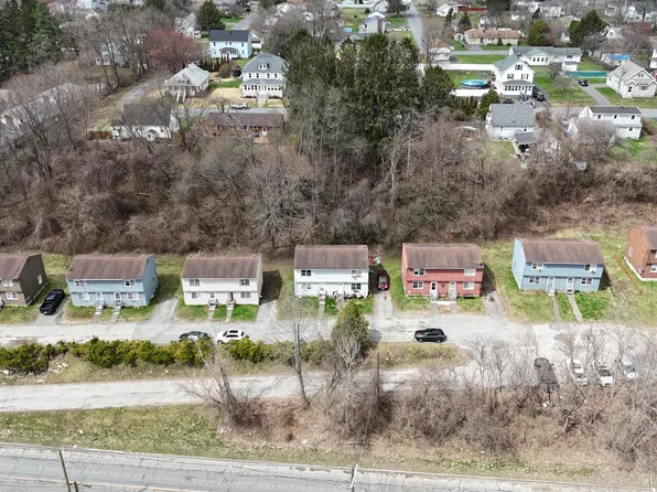 401-413 Wahconah St, Pittsfield, MA 01201