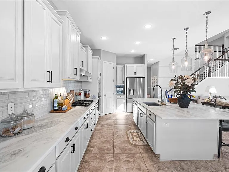 6440 Tideline Dr — Photo 14