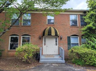 805 Flanders Ln APT 1, Knoxville, TN 37919