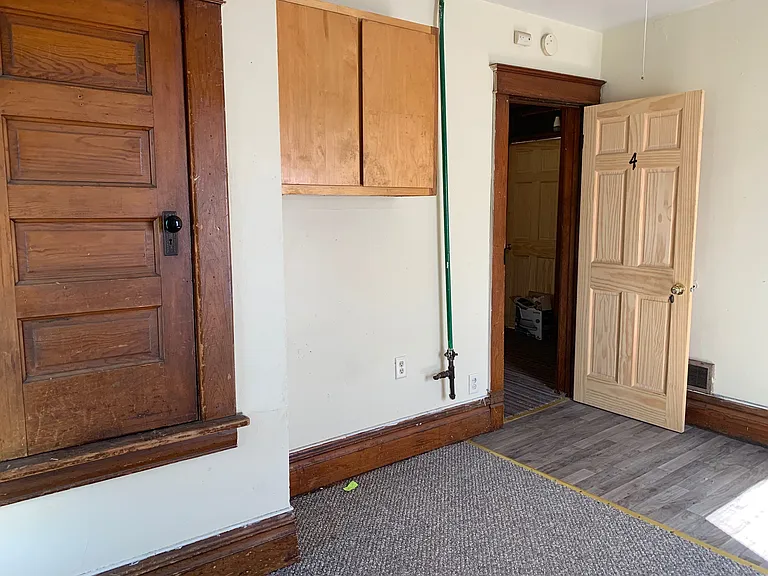 1815 Lafayette St #4 — Photo 3