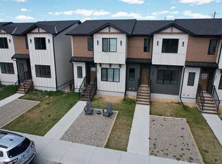 359 S 9th St, Fort Macleod, AB T0L0Z0