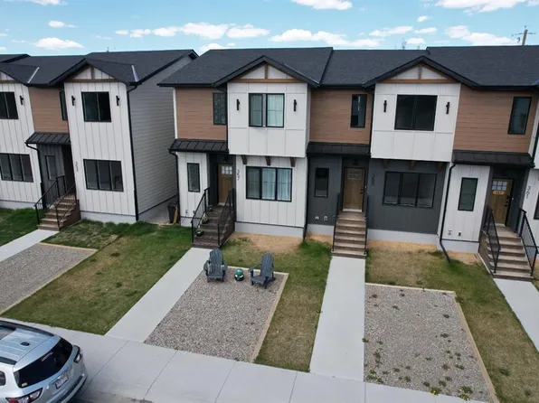 359 S 9th St, Fort Macleod, AB T0L 0Z0