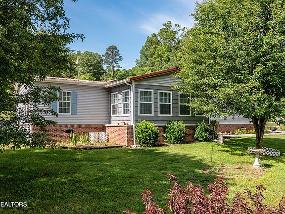 5th image of 205 Fawn Trail Dr