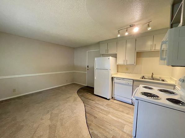 1616 E St APT 5