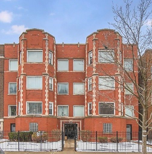 1st image of 6720 S Paxton Ave #3N