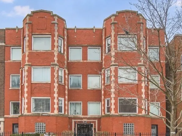 6720 S Paxton Ave #3N, Chicago, IL 60649