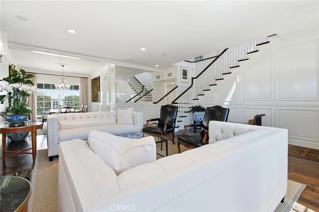 5 bed, 3600 sqft, $30,000 — Photo 4