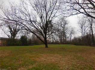 2428 W Florida St, Greensboro, NC 27403