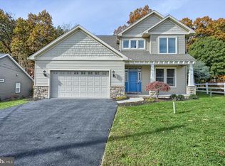 925 Hill Church Rd, Hummelstown, PA 17036