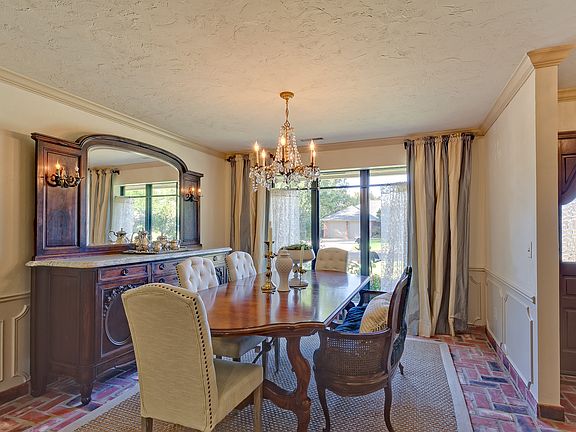 5th image of 3016 Finchley Ln
