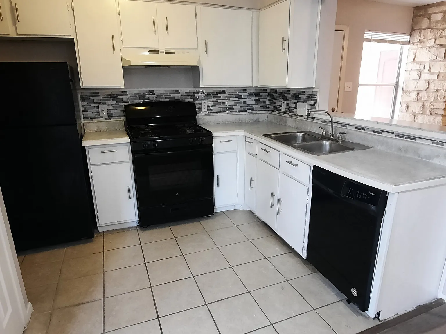 2 bed, 800 sqft, $1,250 — Photo 4
