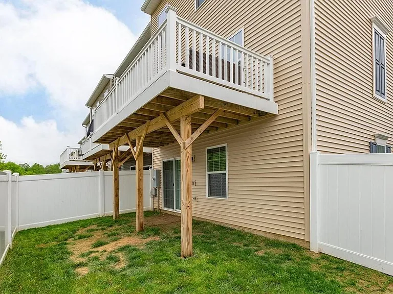 9828 Cedarmass Cir — Photo 34