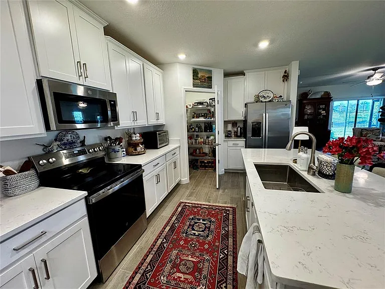 32040 Griffin Sands Ln — Photo 14