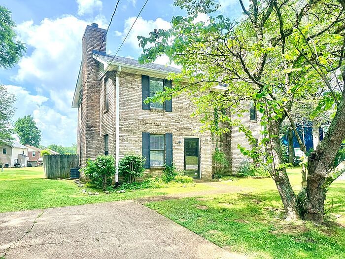 1st image of 2339 Kimberly Dr