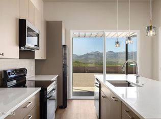 1652 Vereda Neblina, Rio Rico, AZ 85648