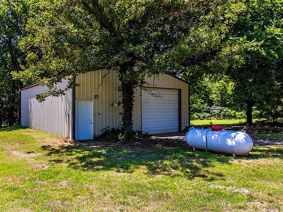 2nd image of 900301 S Oak Hill Dr