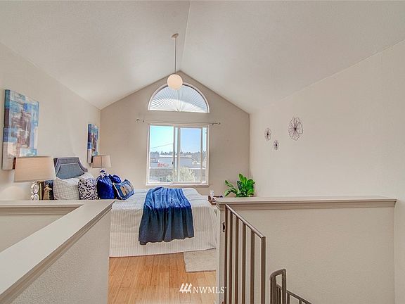 3rd image of 903 N 130th St APT 317