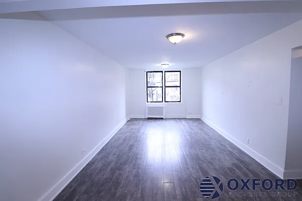 Rented by Oxford Property Group | media 13