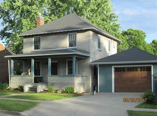 114 W Cass St, Prairie Du Chien, WI 53821