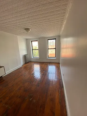 Rented by JB Mac Real Estate Inc. | media 1