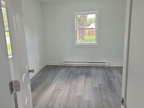 4th image of 1662 McManus Ln