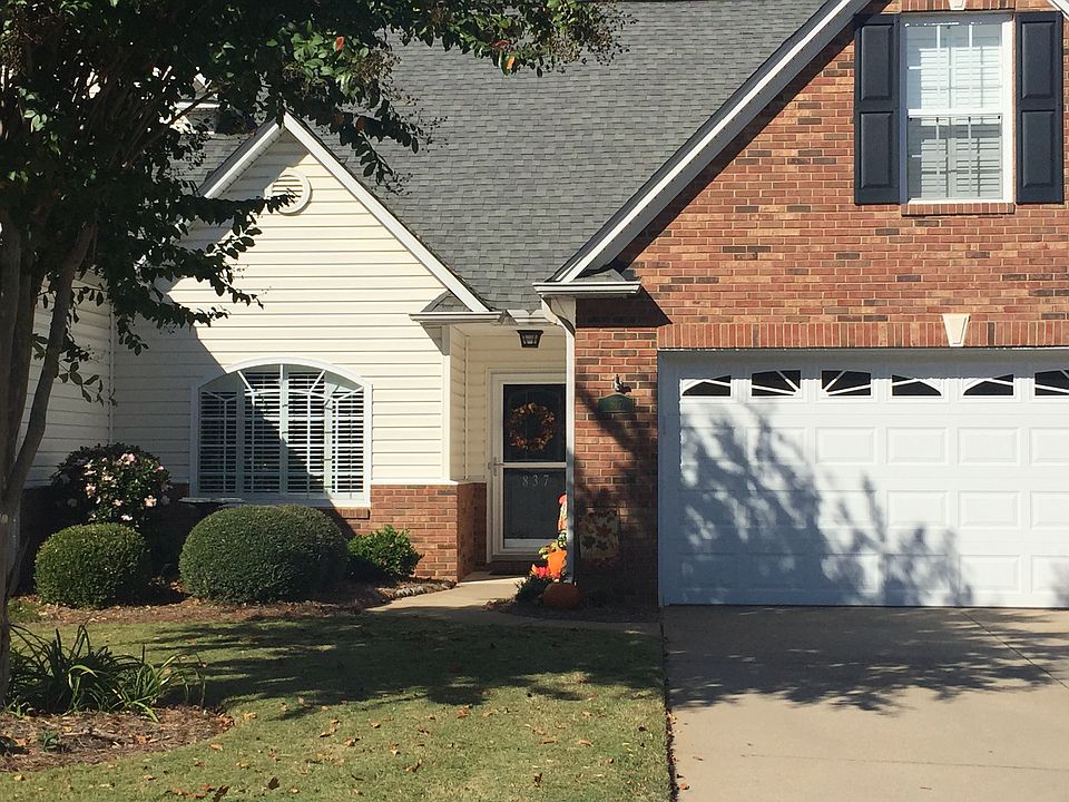1st image of 837 Woodsford Dr