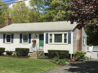2 Lee Ln, Medway, MA 02053
