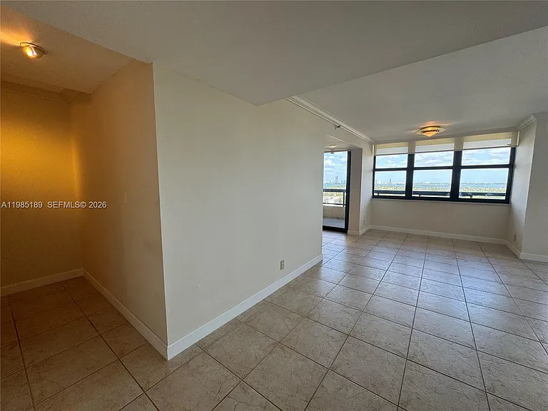 2555 Collins Ave #2002 — Photo 34
