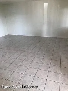 2 bed, 2.0 bath, 2856 sqft, $1,500 — Photo 4