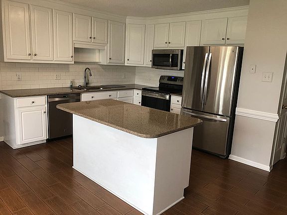 4th image of 109 Homestead Dr
