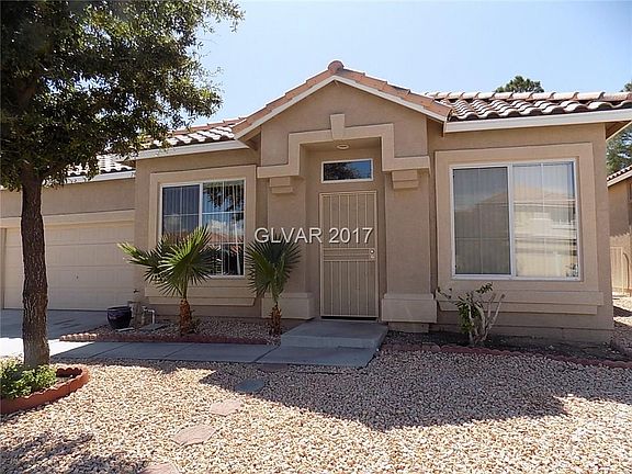 2nd image of 7995 Bonaventure Dr