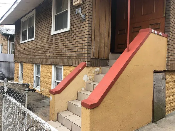 49 Brighton 3 Ct, Brooklyn, NY 11235
