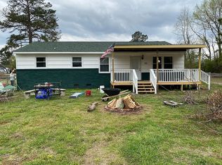 713 Larkfield Dr, Hartsville, SC 29550