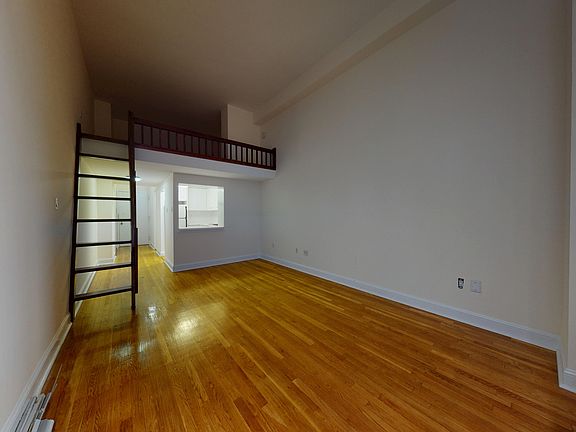 2nd image of 1 Astor Pl APT 2D