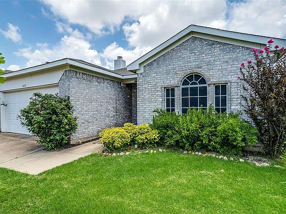 3rd image of 6432 Bay Lake Dr