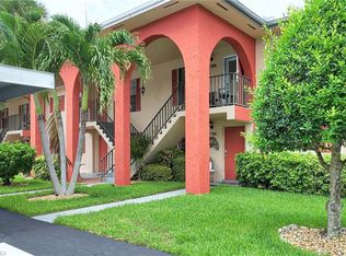 344 Charlemagne Blvd APT F106, Naples, FL 34112