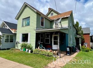 120 Bancroft St, Ishpeming, MI 49849