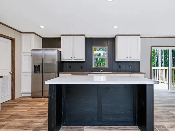 6199 Smith Rd, Ravenel, SC 29470
