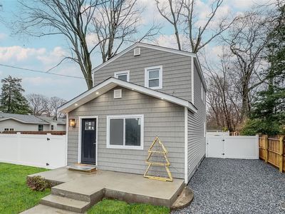 60 Cedarhurst Avenue, Selden, NY, 11784