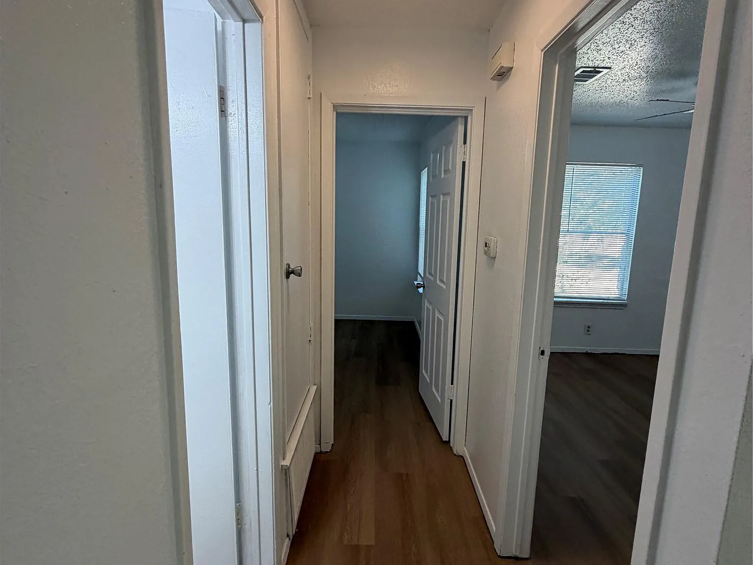 3 bed, 2.0 bath, 966 sqft, $1,550 — Photo 4