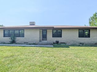 518 W Bittersweet Rd, Washington, IL 61571