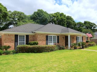 6108 Highland Woods Dr N, Mobile, AL 36608