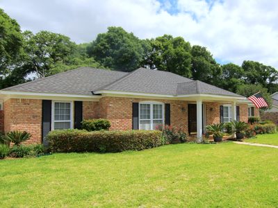 6108 Highland Woods Dr N, Mobile, AL, 36608