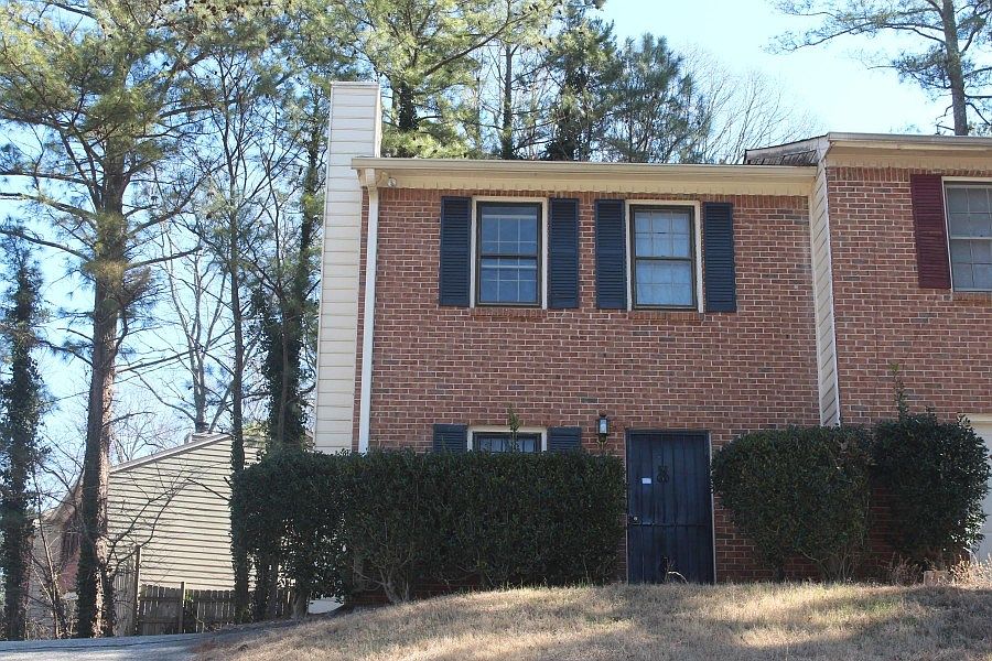 1st image of 2751 Northwood Ct SW