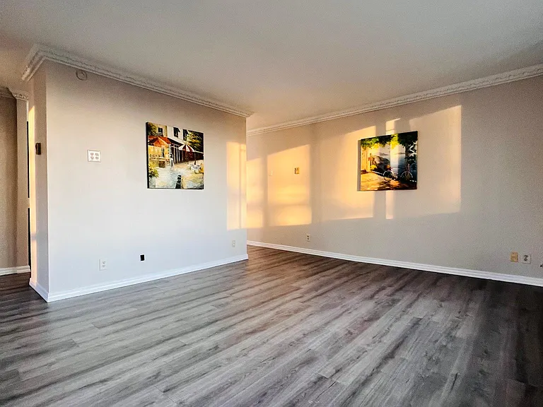 2100 3rd Ave — Photo 7