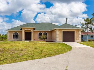 2721 4th Ave SE, Naples, FL 34117