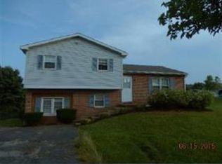 905 Ruby Ln, Wrightsville, PA 17368