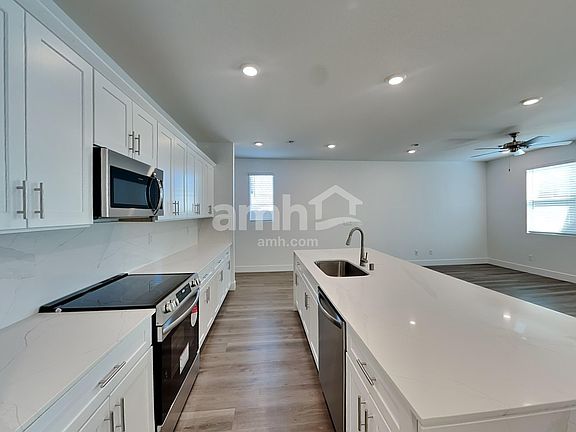 4th image of 10480 Bar Harbor St